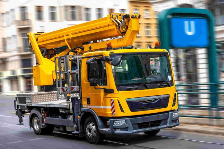 Hoisting Cranes Explore Guide: Basics, Insights & Key Information