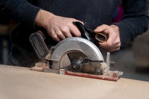 Explore Silk Printing Machines: Basics, Tips & Essential Details